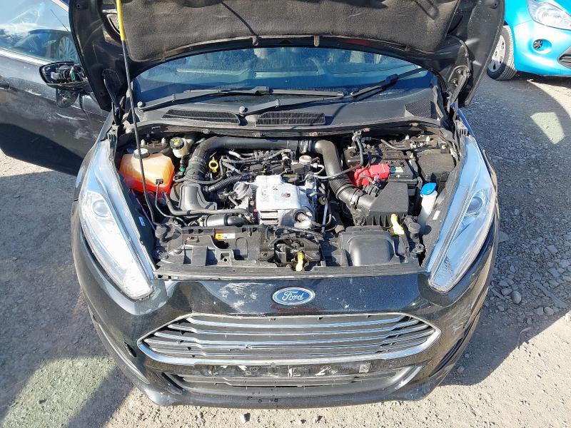2016 FORD FIESTA TITANIUM TURBO 