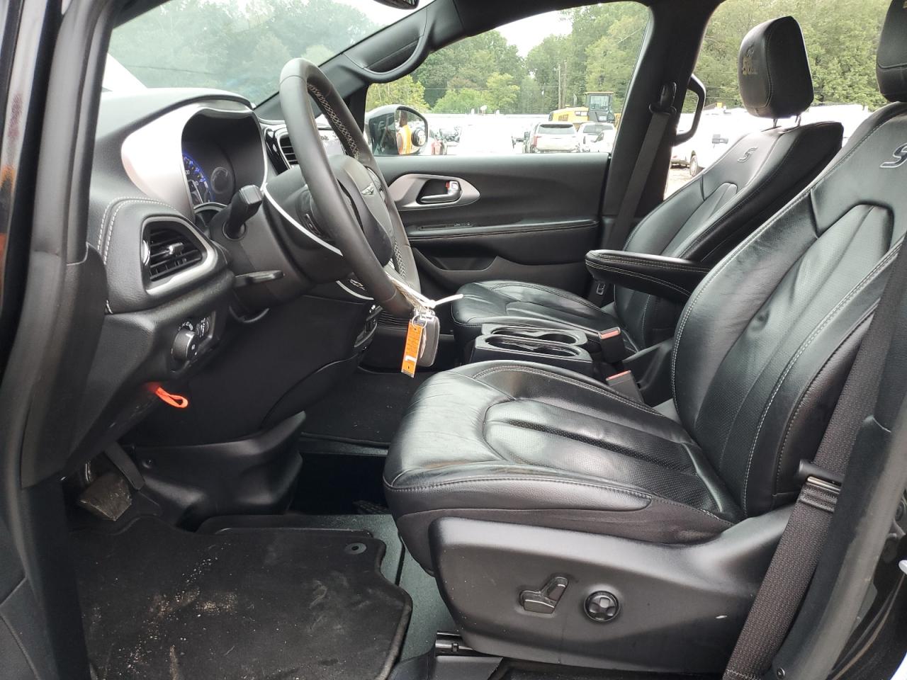 2022 Chrysler Pacifica Touring L VIN: 2C4RC1BG3NR219210 Lot: 81490045