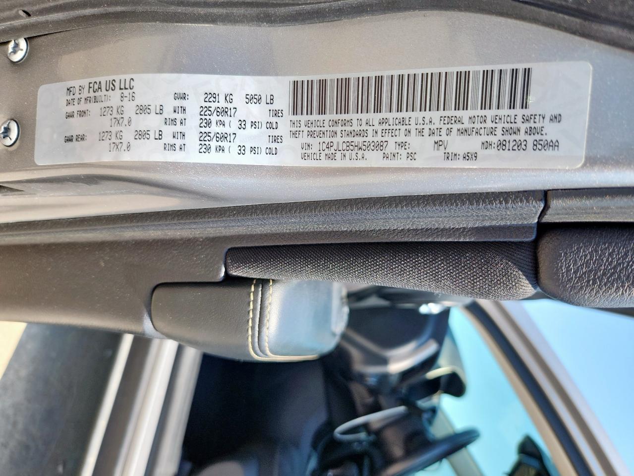 2017 Jeep Cherokee Latitude VIN: 1C4PJLCB5HW503087 Lot: 69371095