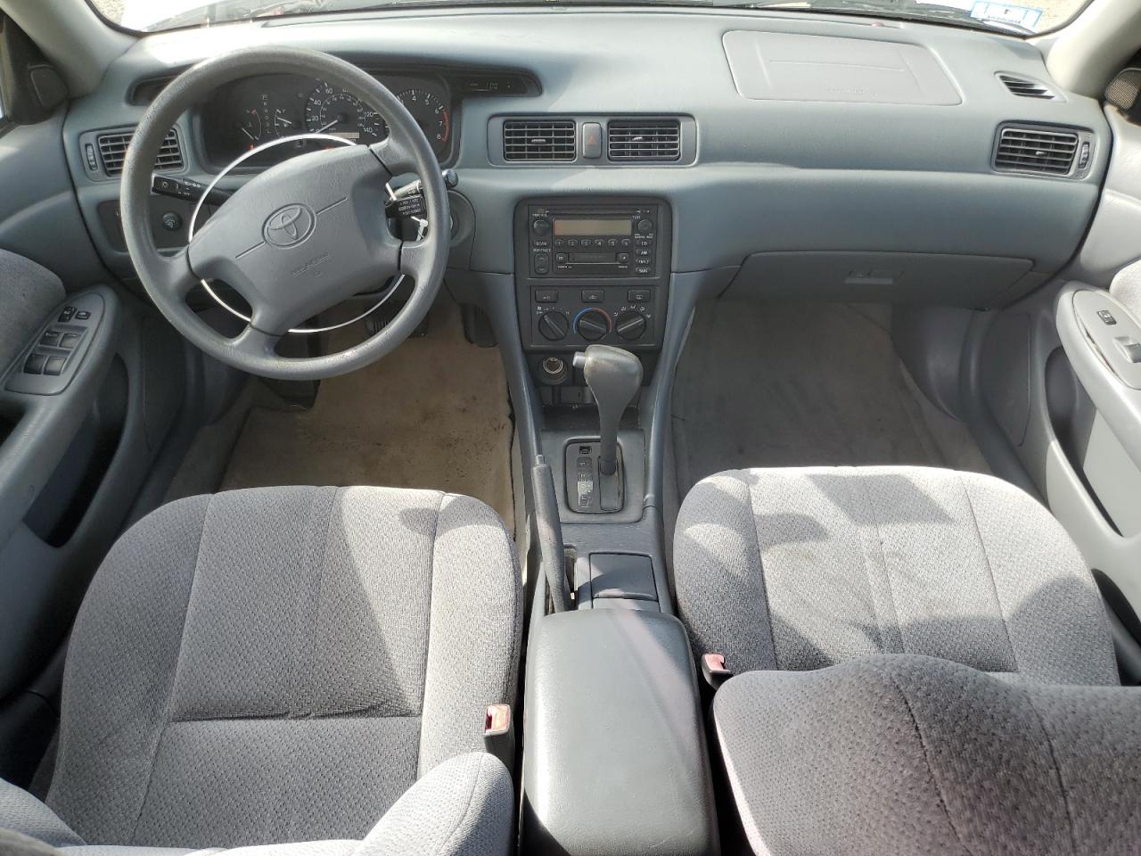 2000 Toyota Camry Ce VIN: 4T1BG22K3YU949461 Lot: 71974585