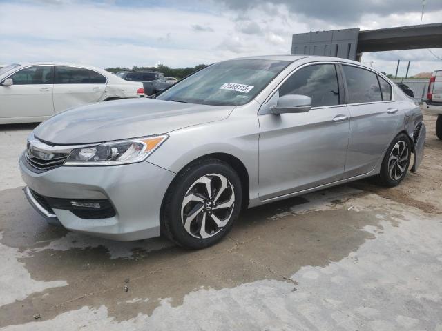  HONDA ACCORD 2017 Серебристый