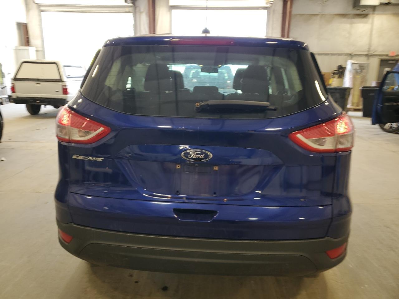 2016 Ford Escape S VIN: 1FMCU0F79GUB52573 Lot: 81777065