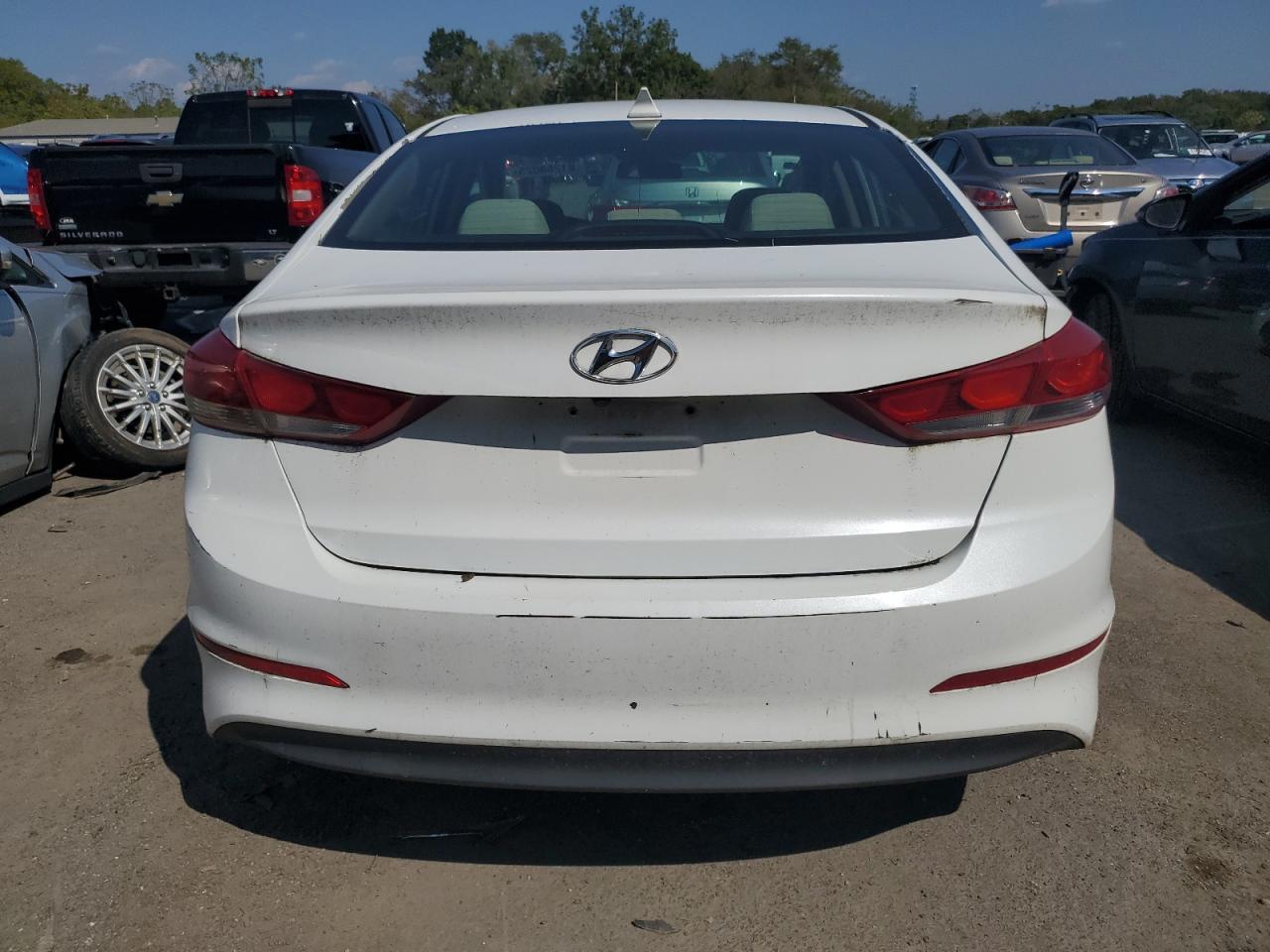 2017 Hyundai Elantra Se VIN: 5NPD84LF2HH022677 Lot: 81258025