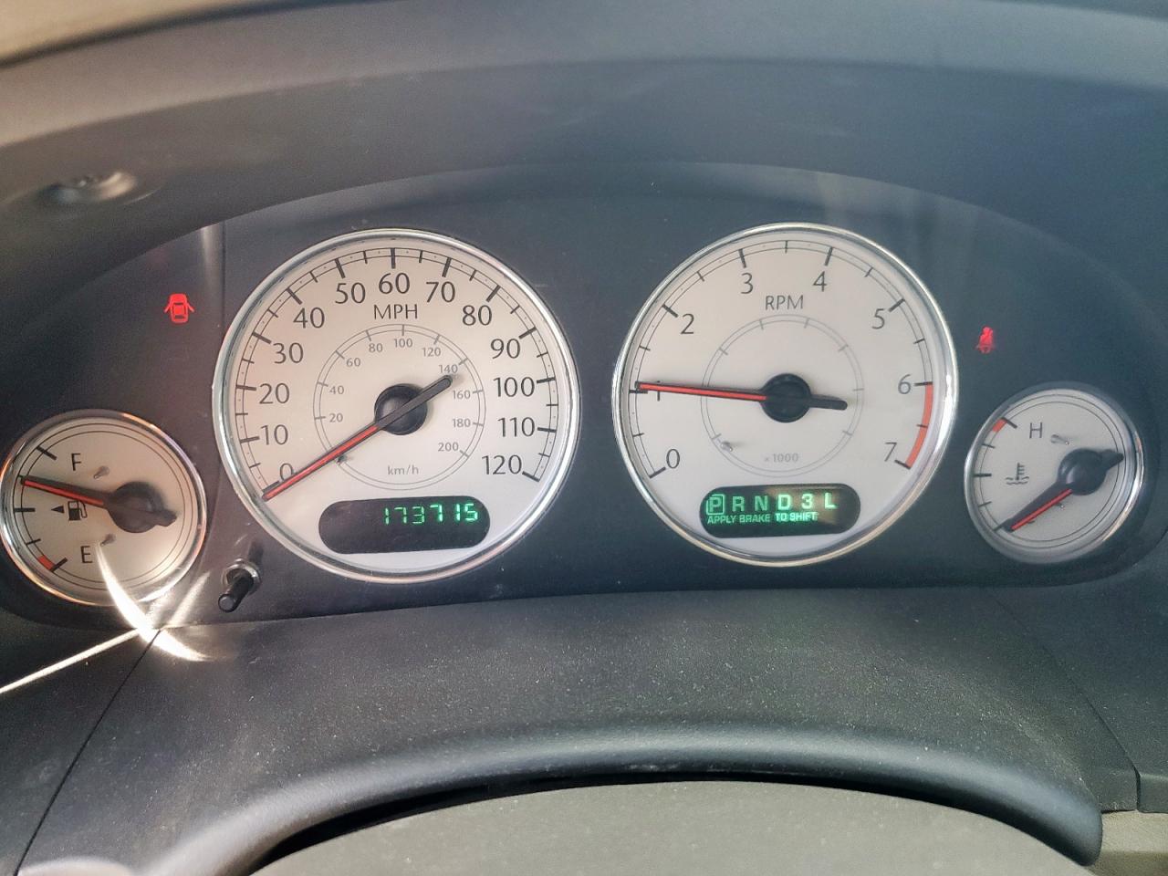 2006 Chrysler Town & Country Limited VIN: 2A4GP64L16R608927 Lot: 81318905