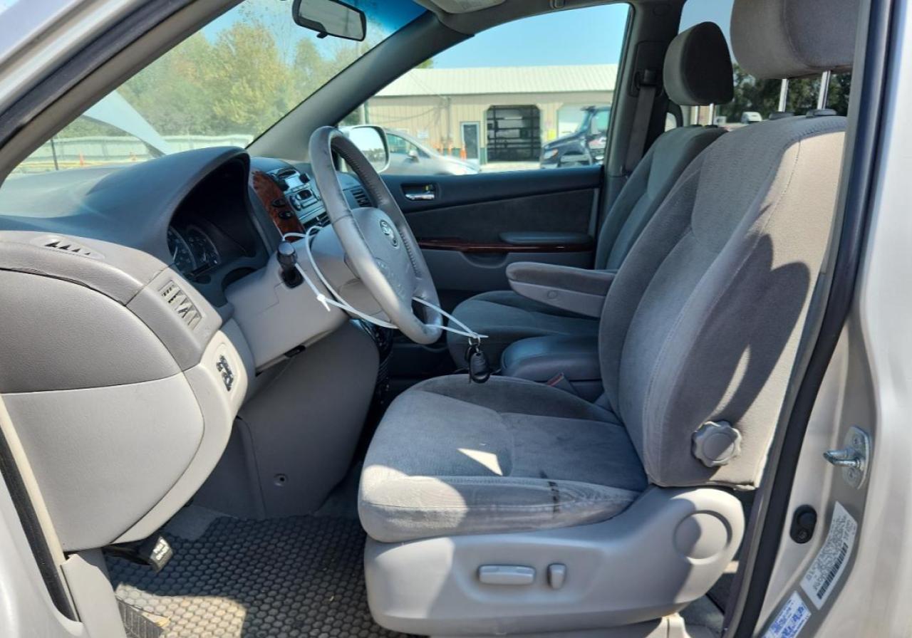 2004 Toyota Sienna Xle VIN: 5TDZA22C54S116773 Lot: 81171155