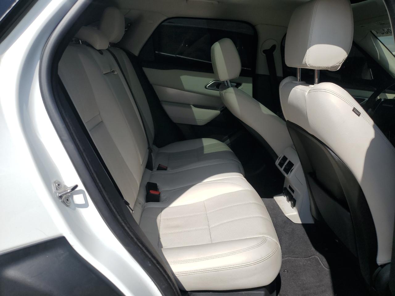 2019 Land Rover Range Rover Velar S VIN: SALYB2EX0KA790999 Lot: 70745835