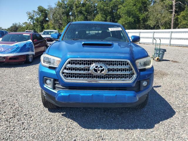  TOYOTA TACOMA 2017 Синий