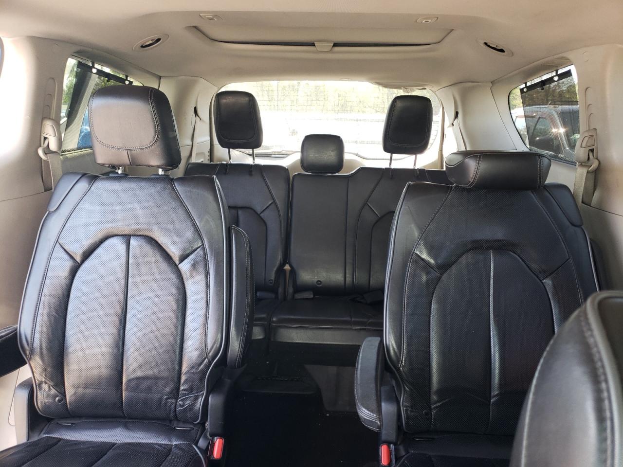 2019 Chrysler Pacifica Limited VIN: 2C4RC1GG7KR551879 Lot: 70754845