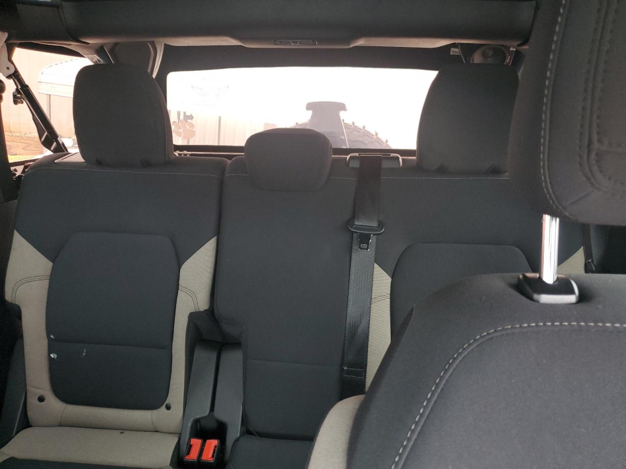 2021 Ford Bronco Base VIN: 1FMDE5BH8MLB06988 Lot: 84236085