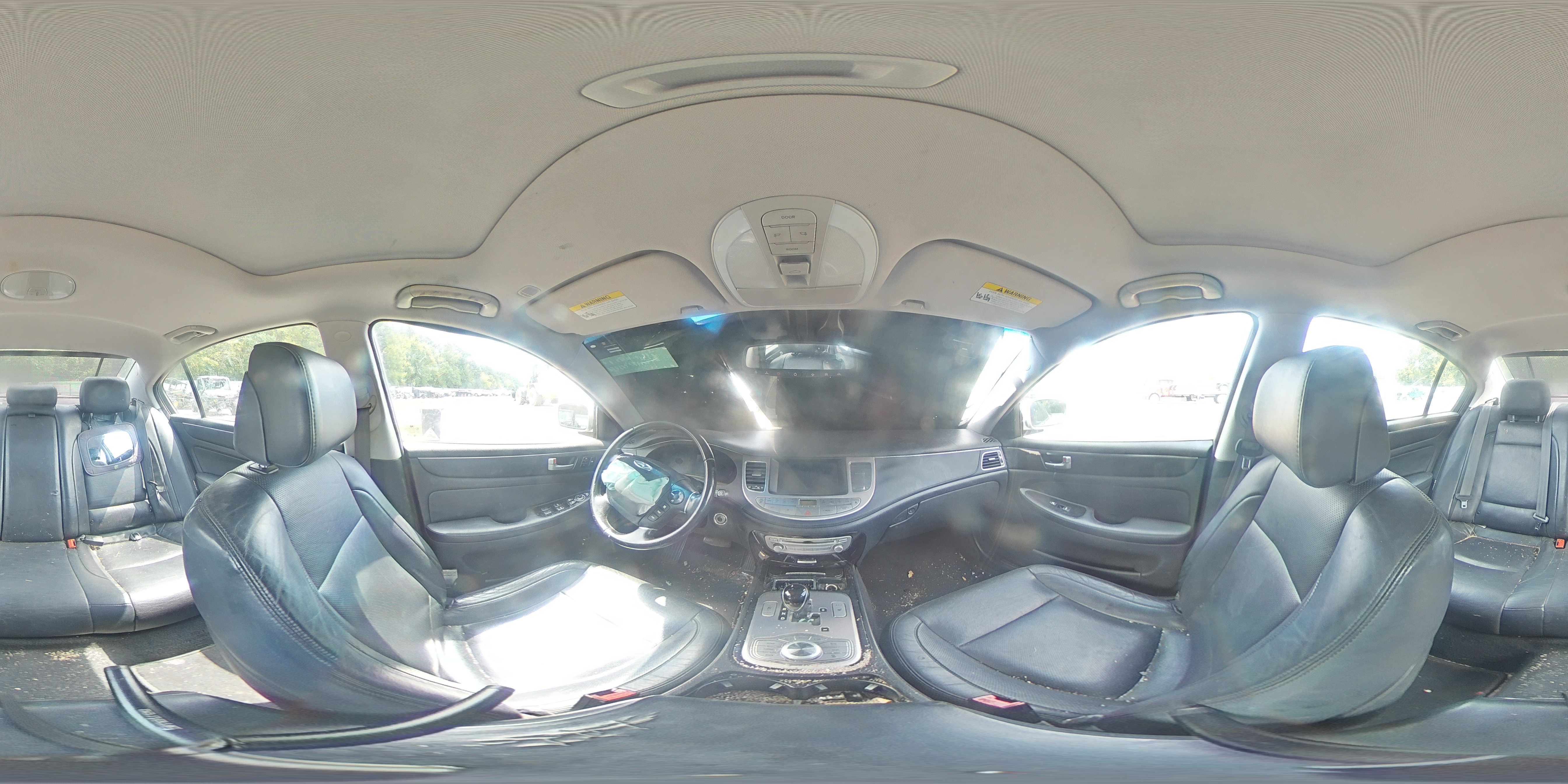 2013 Hyundai Genesis 3.8L VIN: KMHGC4DD4DU257215 Lot: 70914985