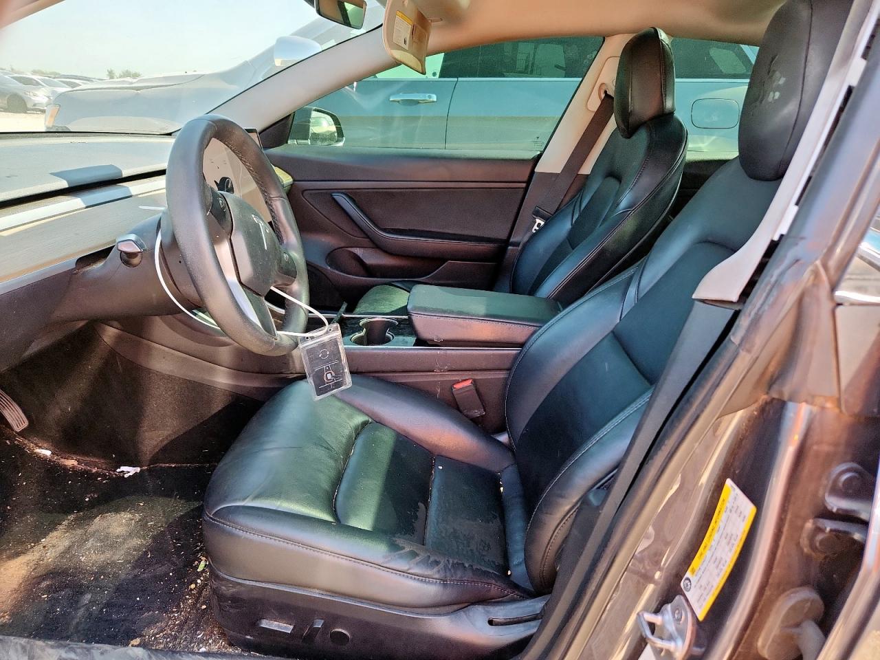 2020 Tesla Model 3 VIN: 5YJ3E1EA9LF739220 Lot: 84011055