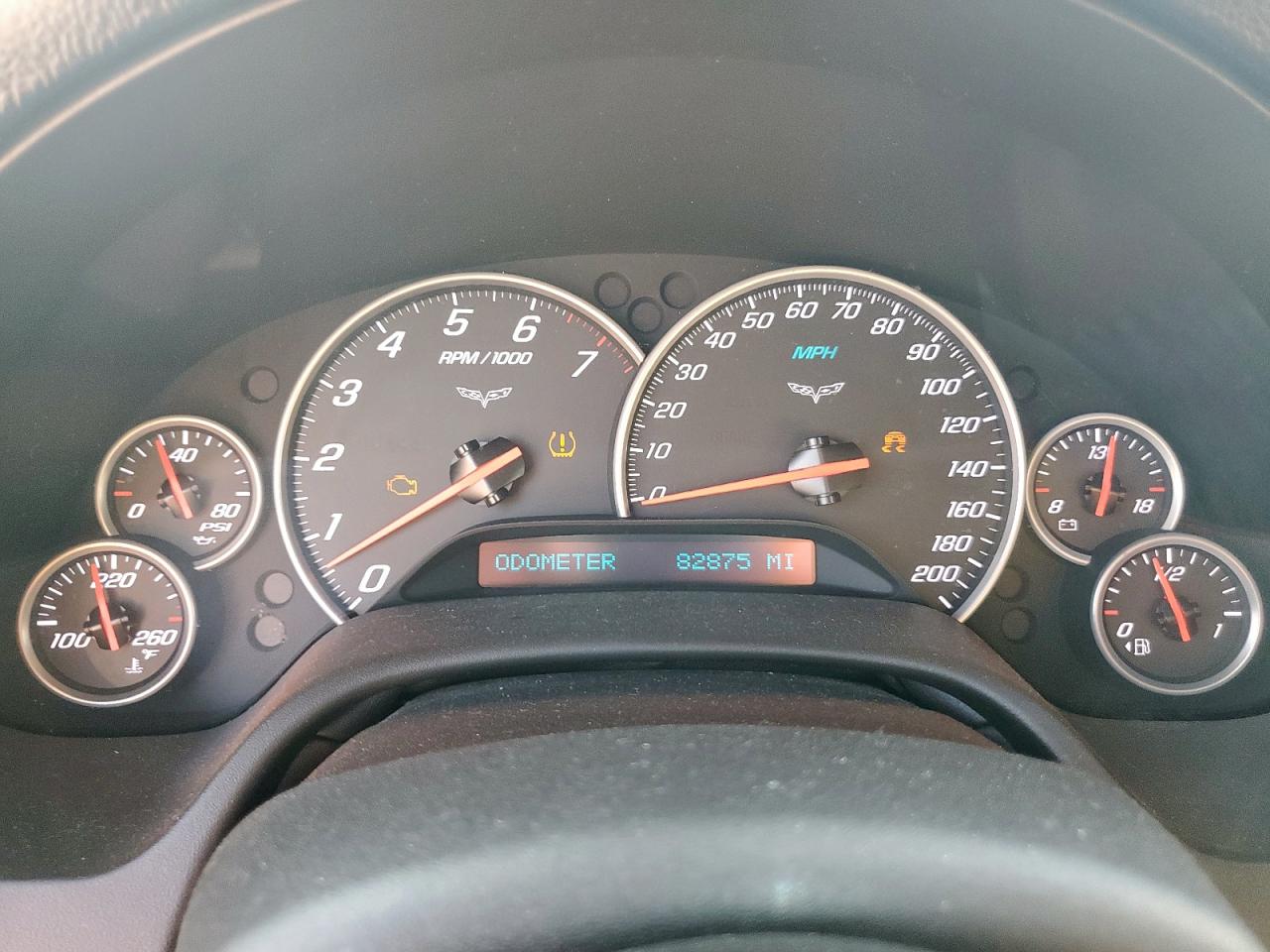 2005 Chevrolet Corvette VIN: 1G1YY24U355108782 Lot: 81980805