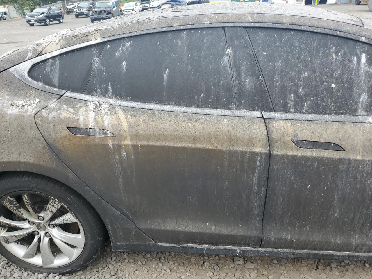 2015 Tesla Model S 85D VIN: 5YJSA4H27FF085786 Lot: 71270645