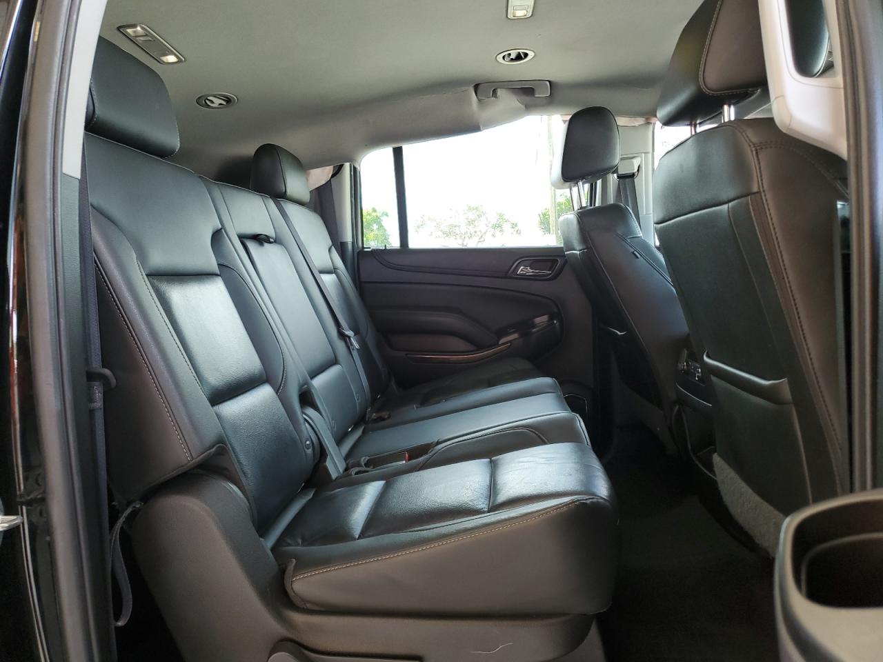 2019 Chevrolet Suburban C1500 Lt VIN: 1GNSCHKC1KR209775 Lot: 80247215