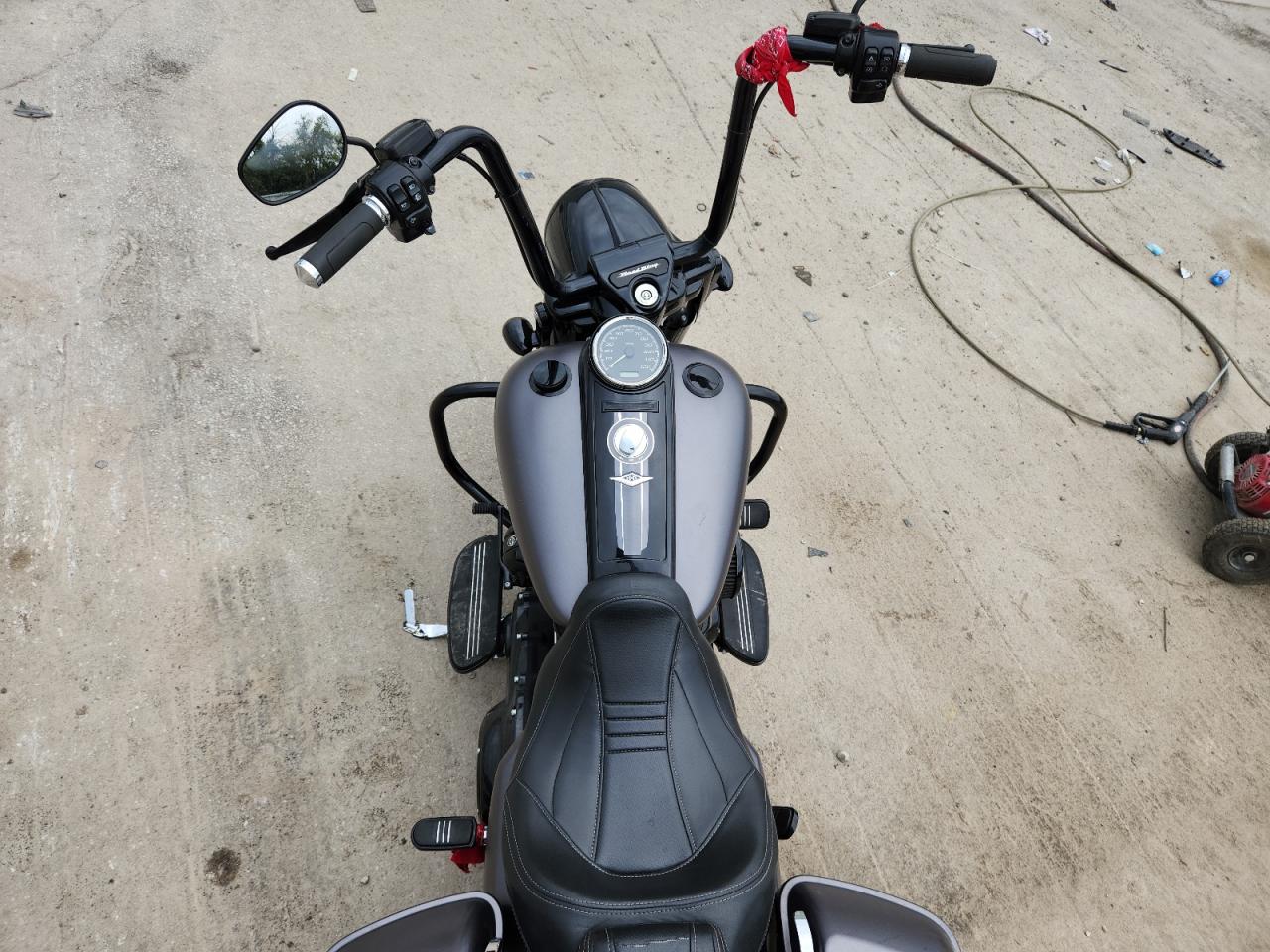 2017 Harley-Davidson Flhrxs VIN: 1HD1KVC23HB694187 Lot: 68093155