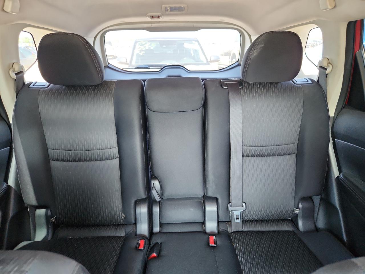 2017 Nissan Rogue S VIN: JN8AT2MT6HW393754 Lot: 80511995