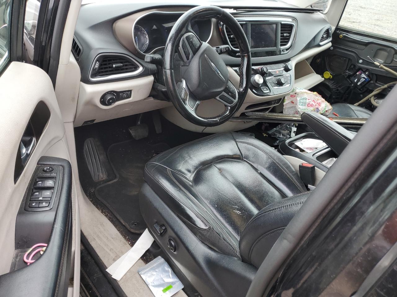 2019 Chrysler Pacifica Touring L VIN: 2C4RC1BG8KR650878 Lot: 80671715