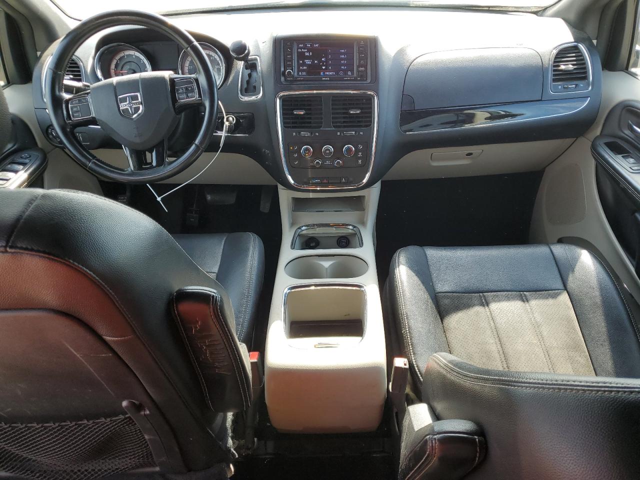 2019 Dodge Grand Caravan Sxt VIN: 2C4RDGCGXKR772463 Lot: 81468925