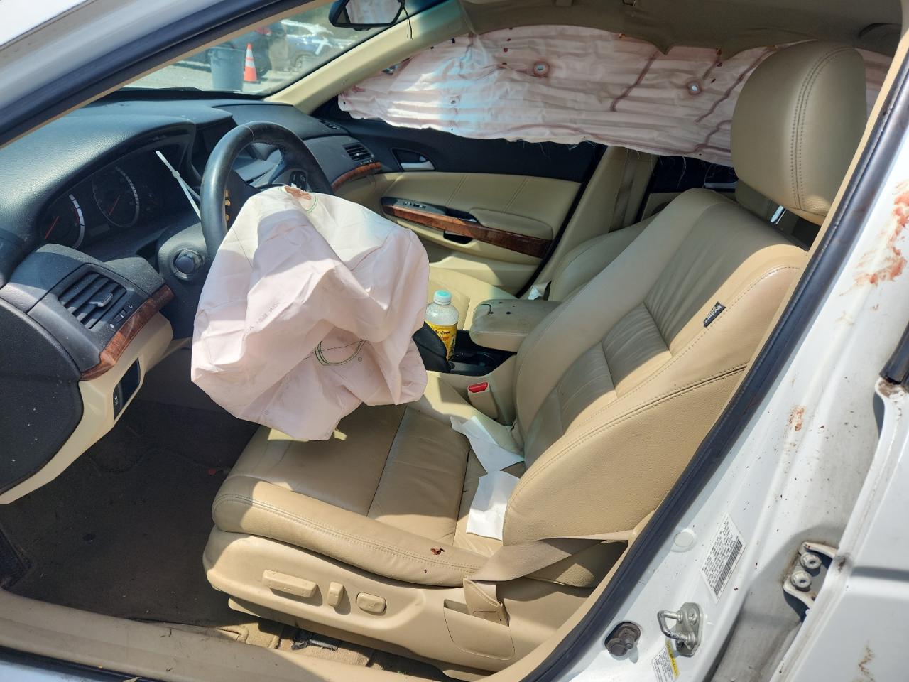 2011 Honda Accord Exl VIN: 1HGCP3F84BA025201 Lot: 80707805