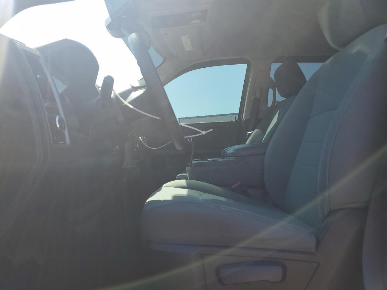 2015 Ram 1500 St VIN: 1C6RR6FG2FS735779 Lot: 84011205