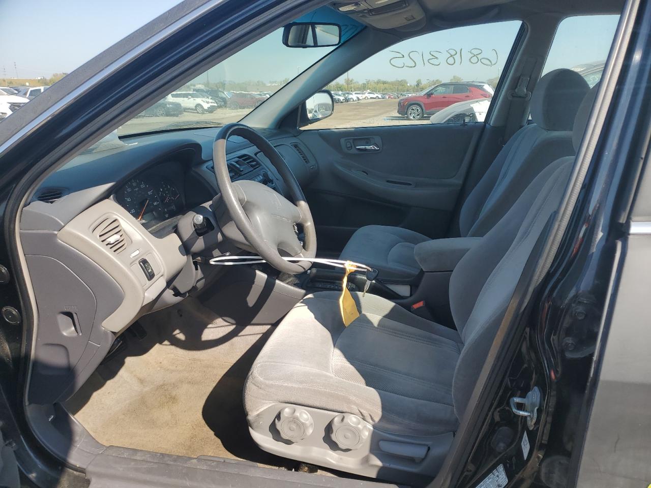 2000 Honda Accord Lx VIN: 1HGCG6654YA026025 Lot: 68183125