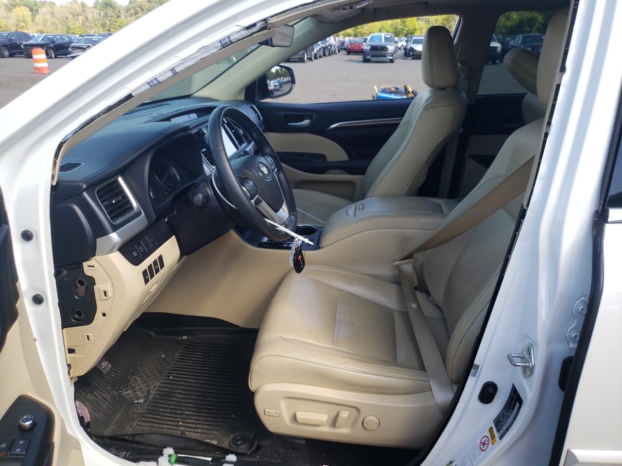 2019 Toyota Highlander Limited VIN: 5TDDZRFHXKS933817 Lot: 81041395