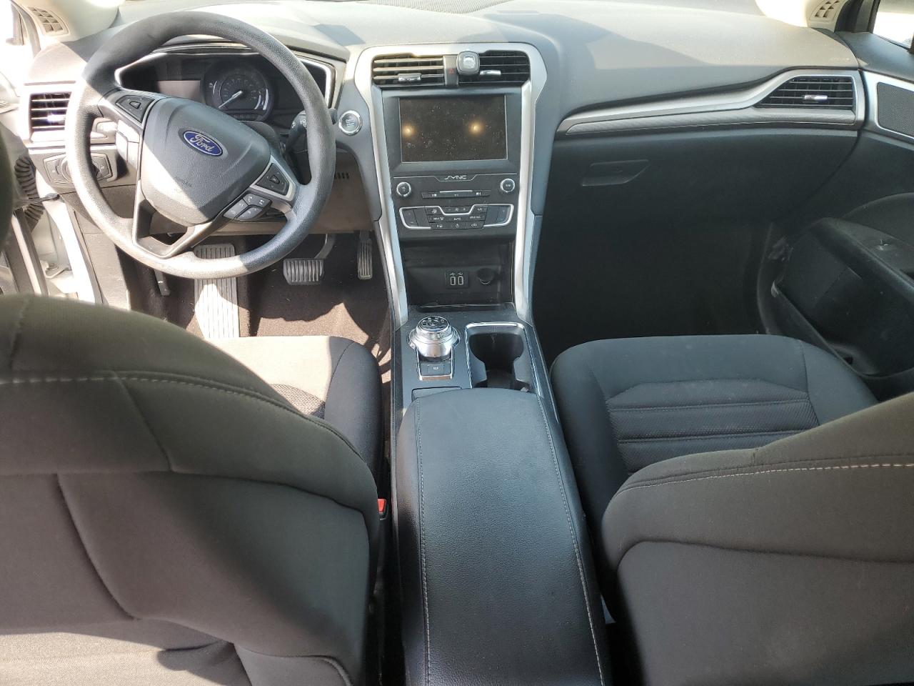 2019 Ford Fusion Se VIN: 3FA6P0LU2KR205025 Lot: 71165405