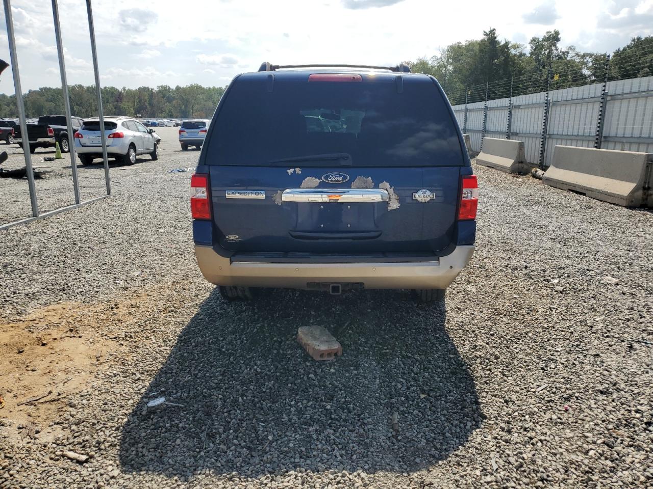 2011 Ford Expedition El Xlt VIN: 1FMJK1J58BEF05039 Lot: 81451935