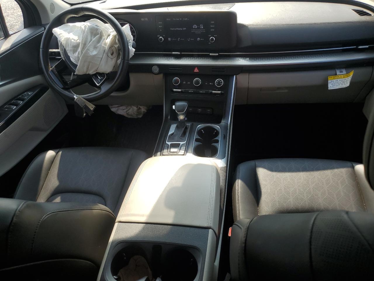 2023 Kia Carnival Lx VIN: KNDNB4H32P6236727 Lot: 81295755