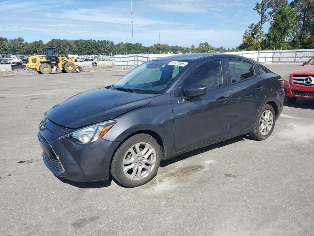  TOYOTA YARIS 2017 Szary