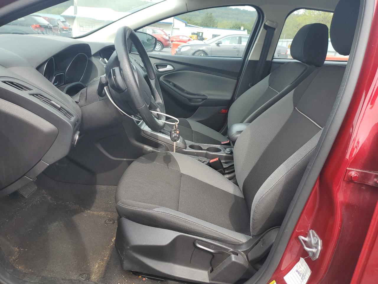 2014 Ford Focus Se VIN: 1FADP3F27EL296332 Lot: 81898365