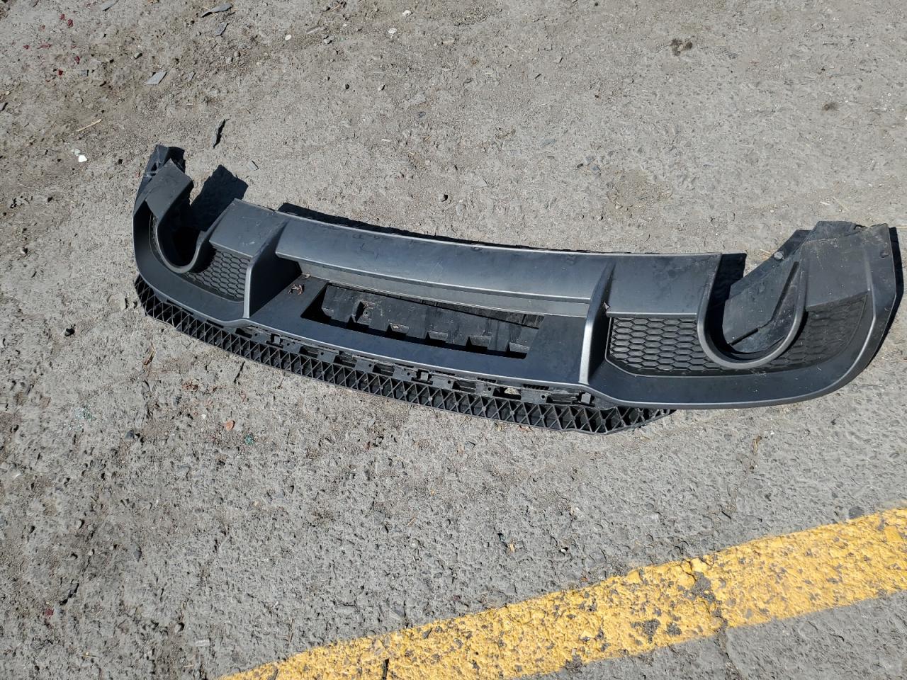 2018 Audi A3 Premium Plus VIN: WAUJ8GFFXJ1052651 Lot: 80403305