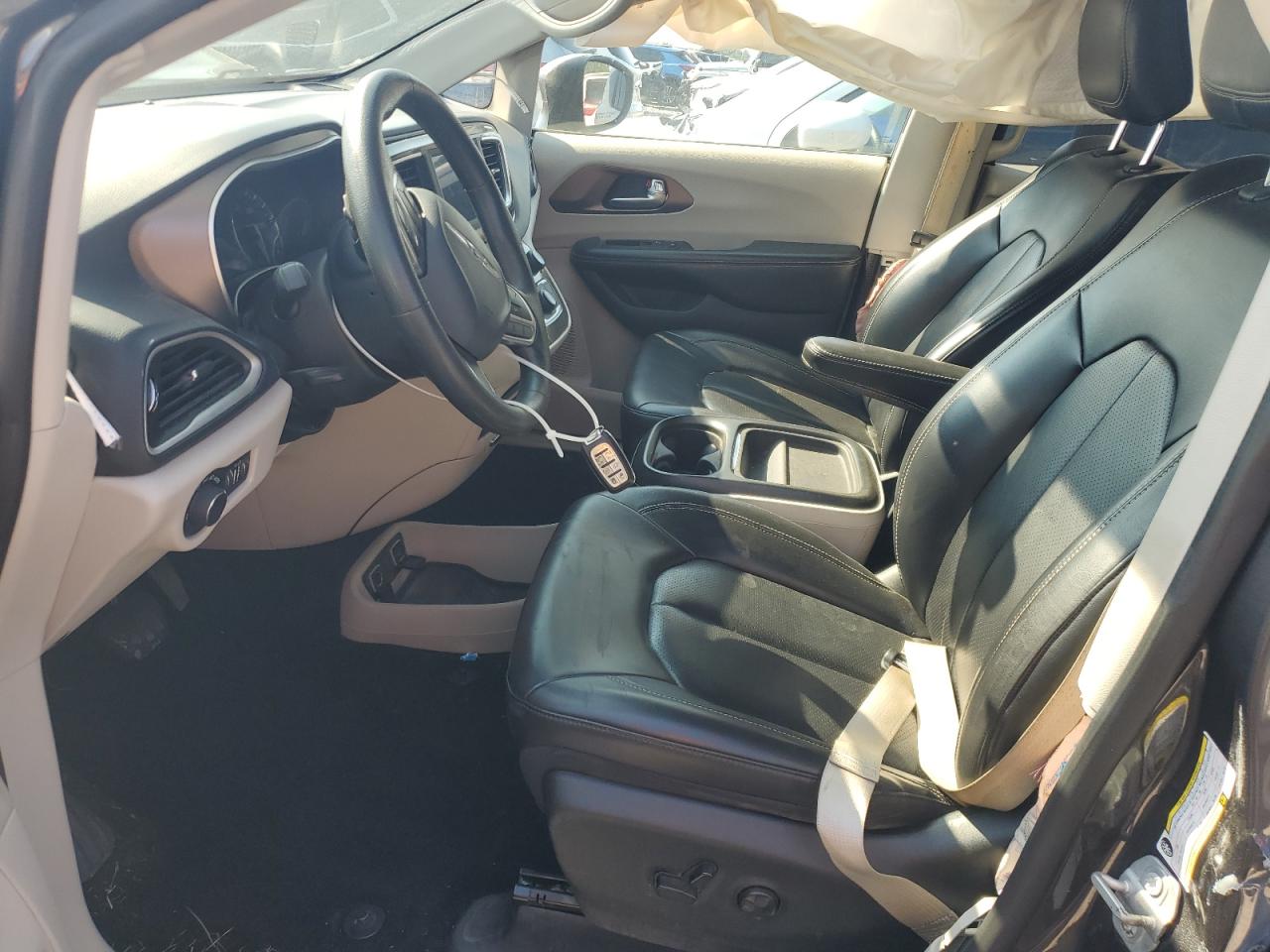 2020 Chrysler Voyager Lxi VIN: 2C4RC1DG6LR264345 Lot: 80156605