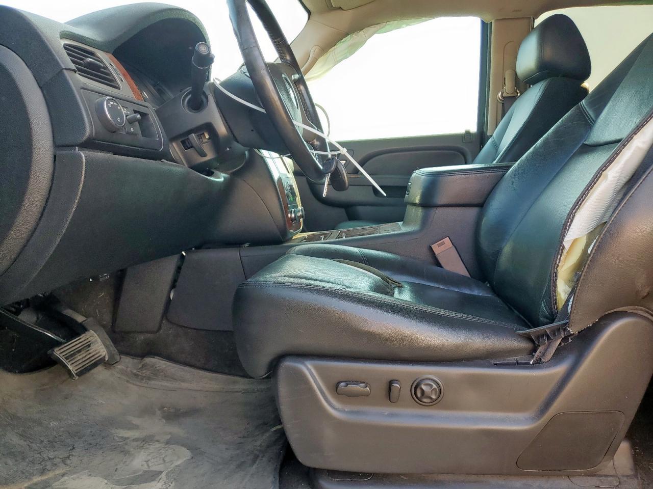 2013 Chevrolet Tahoe C1500 Ltz VIN: 1GNSCCE0XDR329114 Lot: 80384485