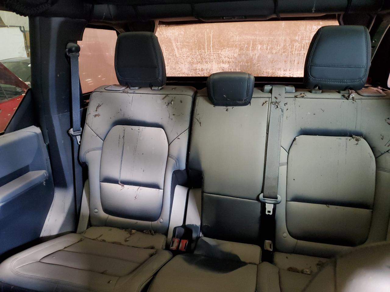 2023 Ford Bronco Base VIN: 1FMEE5BP9PLB82087 Lot: 81401365