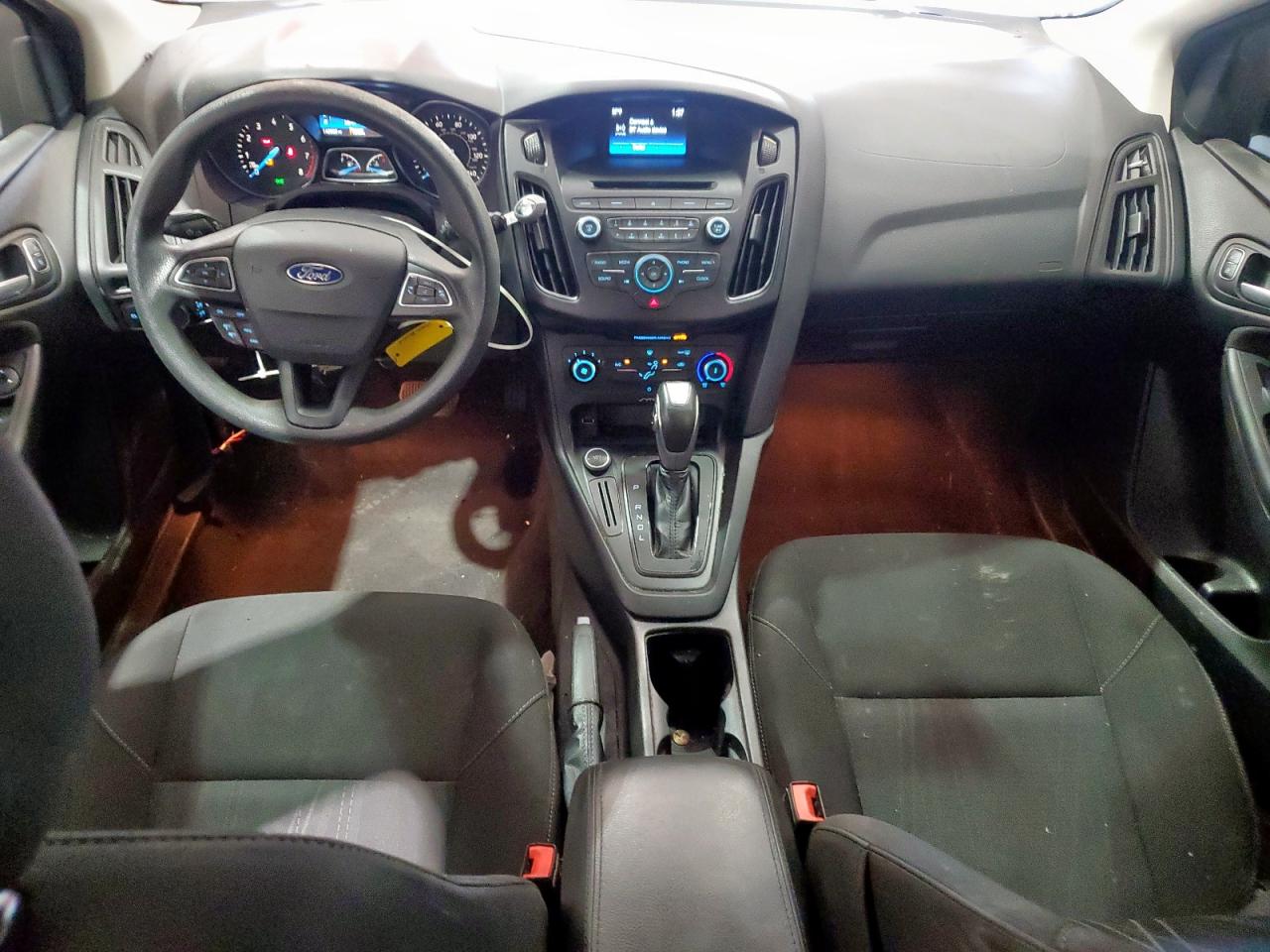 2015 Ford Focus Se VIN: 1FADP3K28FL233957 Lot: 71255475