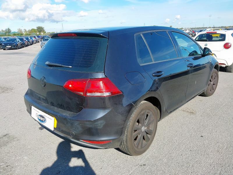 2013 VOLKSWAGEN GOLF SE BLUEMOTION TECH T 