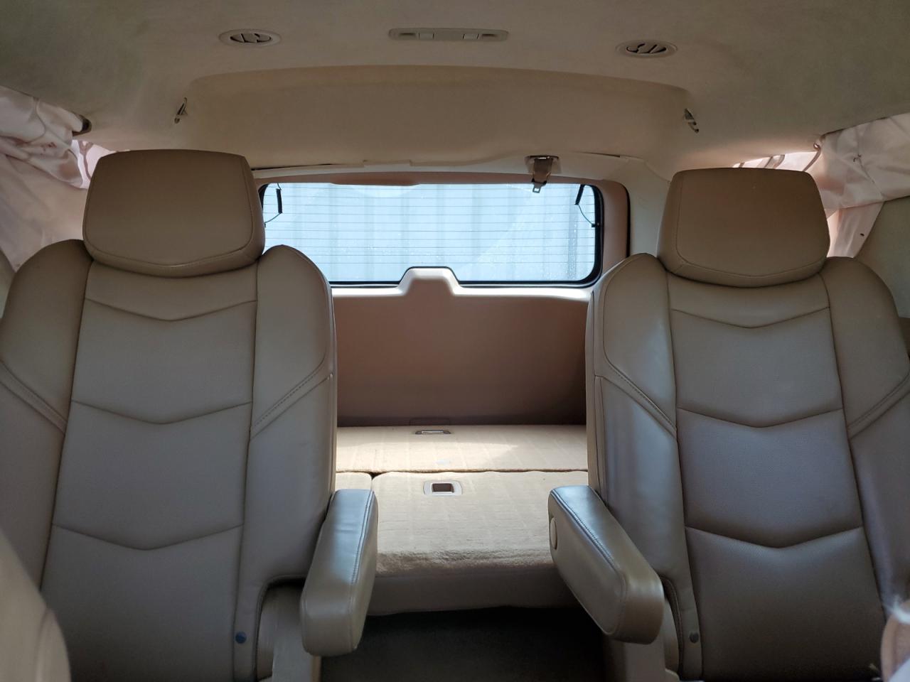 2016 Cadillac Escalade Platinum VIN: 1GYS4DKJ7GR396552 Lot: 80467095