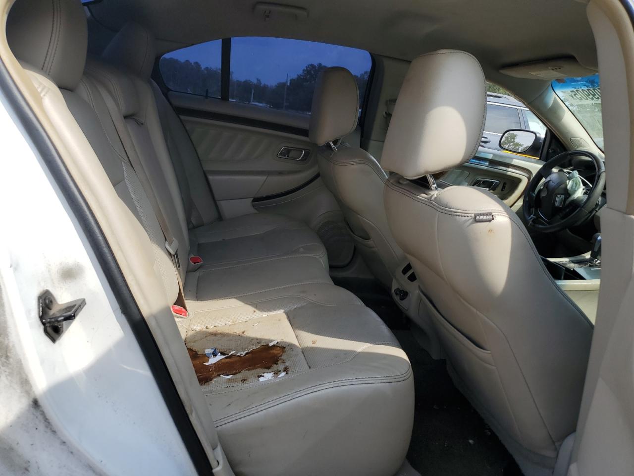 2011 Ford Taurus Limited VIN: 1FAHP2FW8BG123146 Lot: 80709905