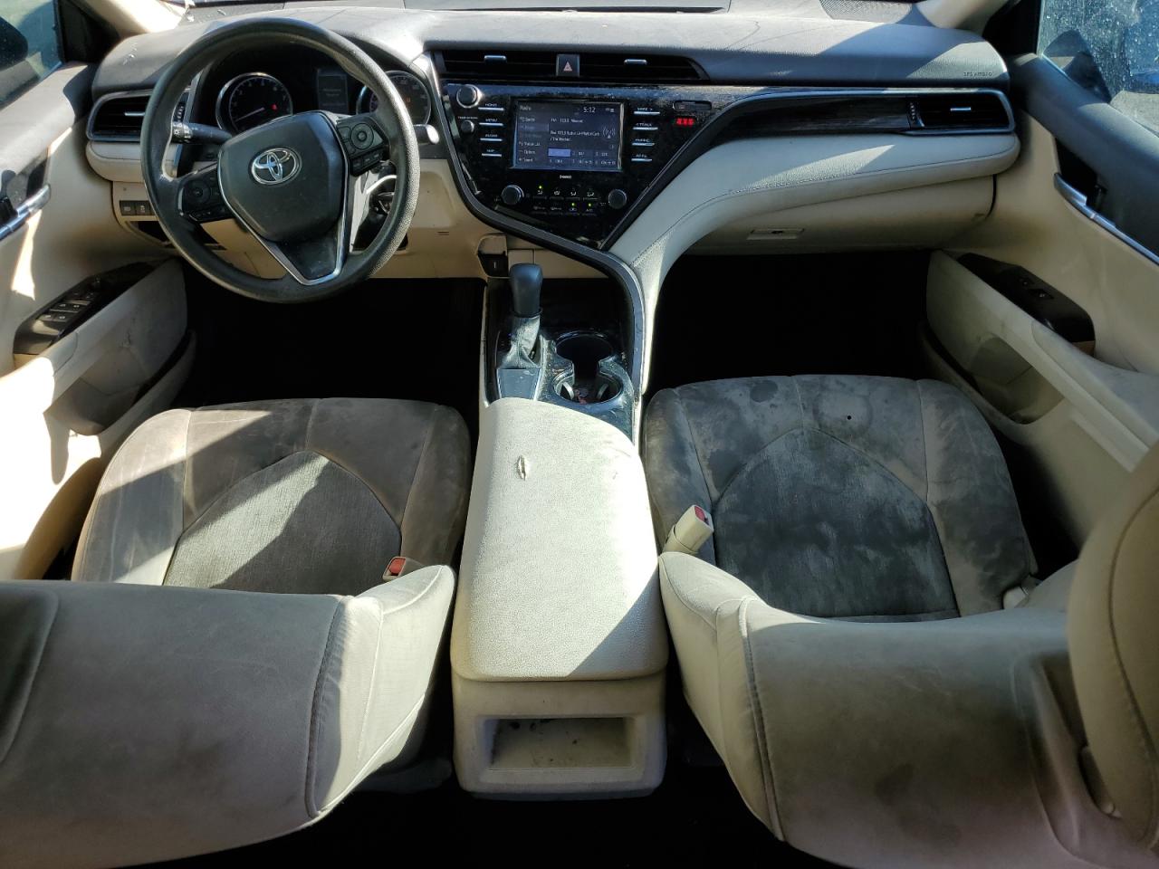 2020 Toyota Camry Le VIN: 4T1C11AKXLU343245 Lot: 80096215