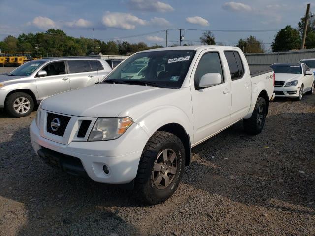 Pickups NISSAN FRONTIER 2012 Biały