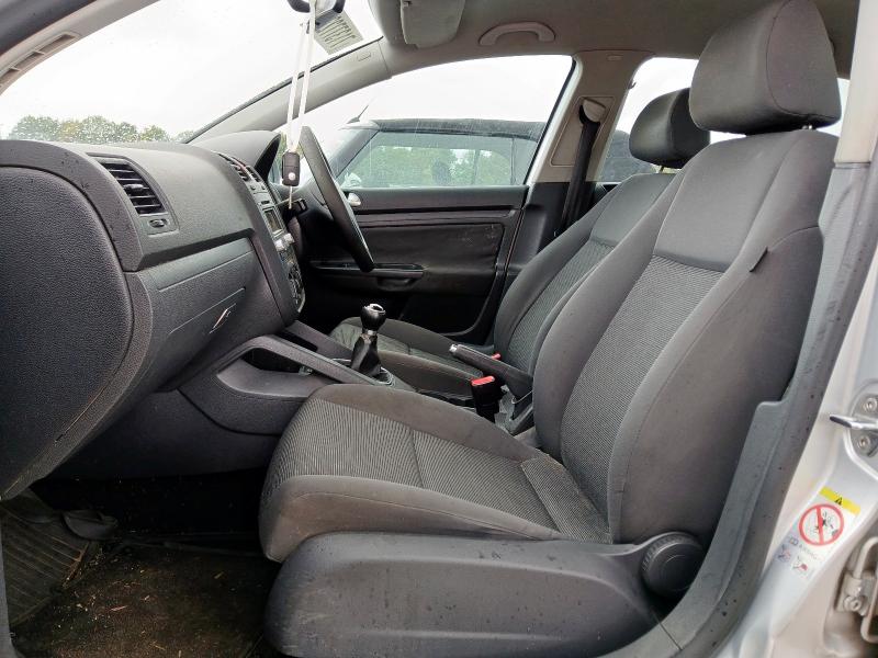 2006 VOLKSWAGEN GOLF FSI S 