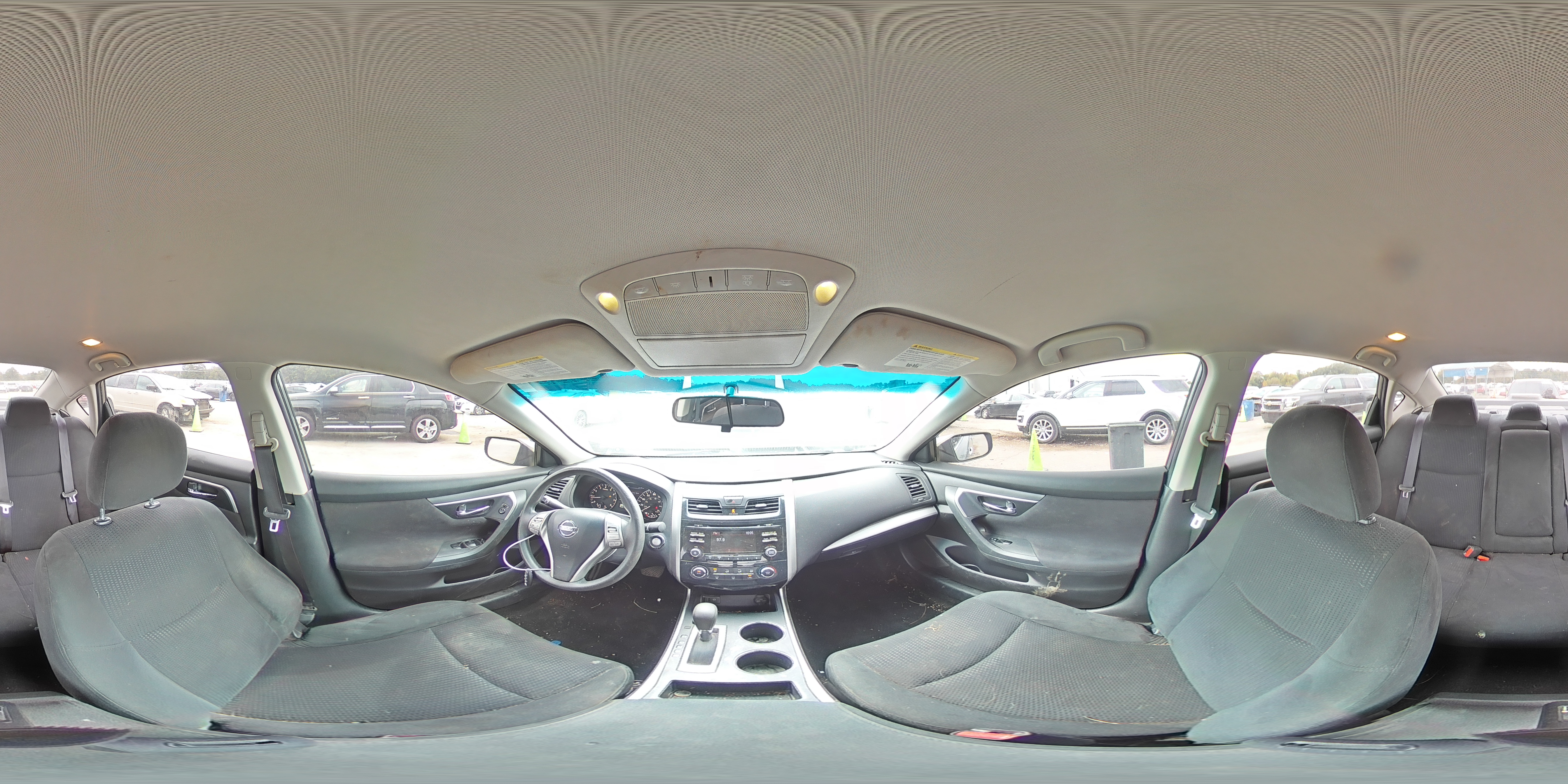 2015 Nissan Altima 2.5 VIN: 1N4AL3AP4FN325163 Lot: 82125395