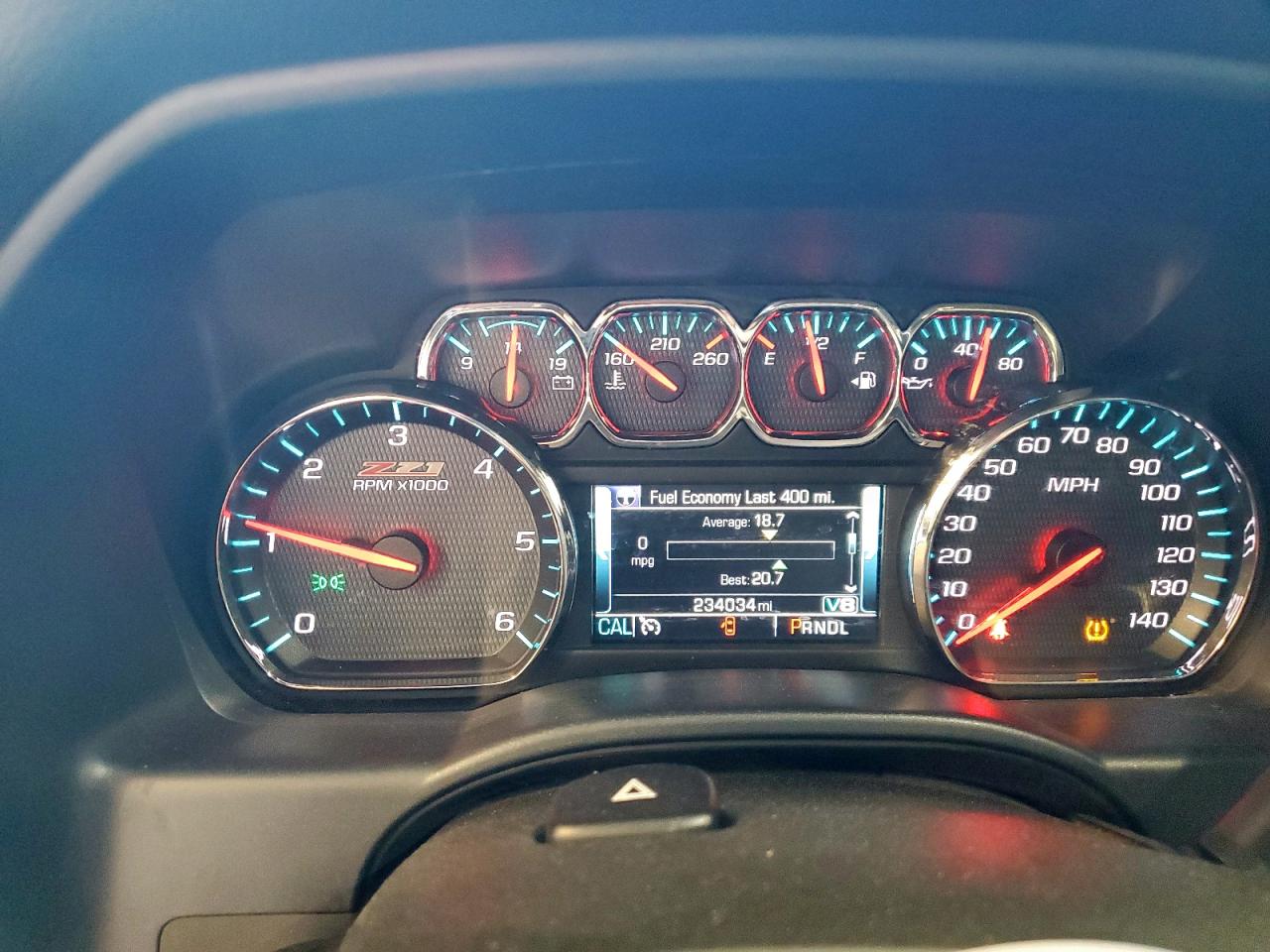 2018 Chevrolet Silverado K1500 Lt VIN: 3GCUKREC3JG272784 Lot: 83810915