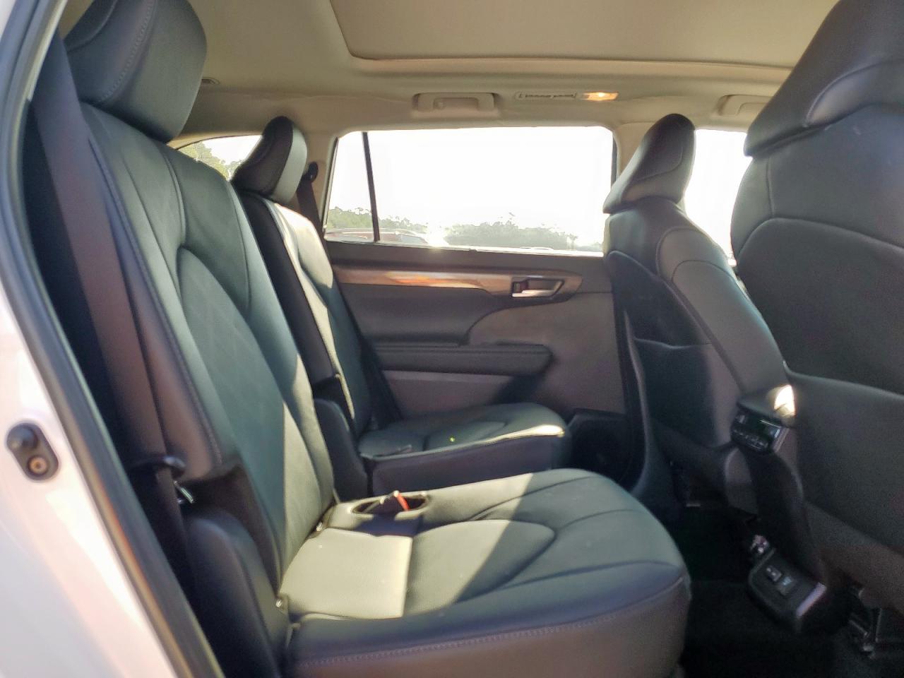 2025 Toyota Highlander Hybrid Limited VIN: 5TDEBRCH4SS666557 Lot: 80361625