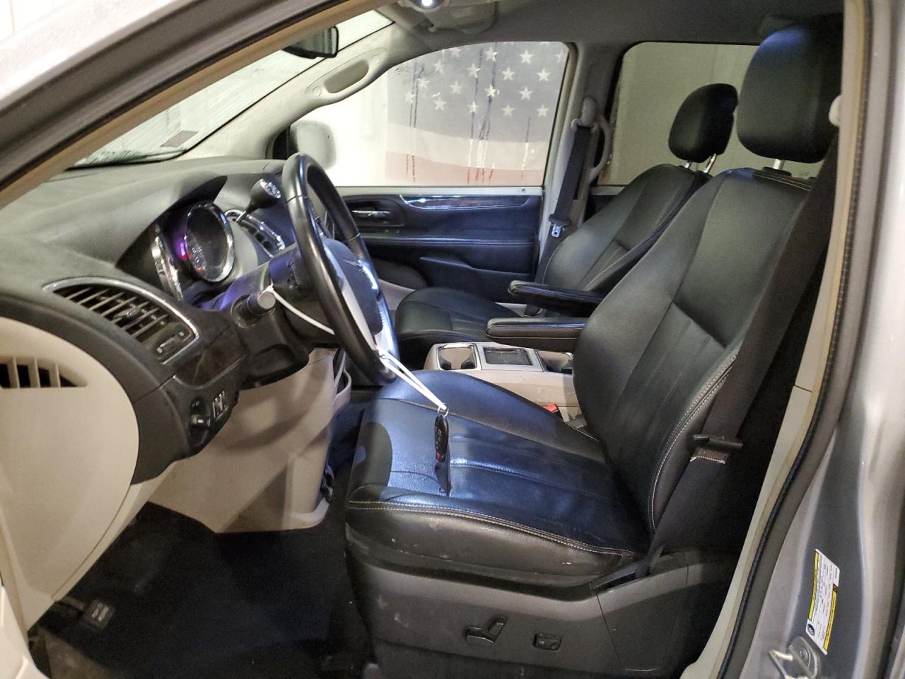 2014 Chrysler Town & Country Touring VIN: 2C4RC1BG0ER131618 Lot: 81752265