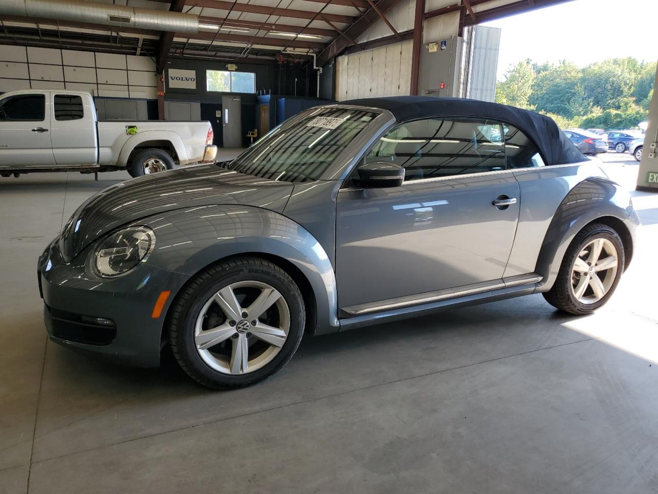 2013 Volkswagen Beetle