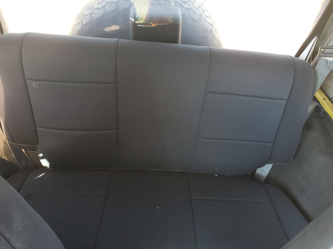 2000 Jeep Wrangler / Tj Sport VIN: 1J4FA49S2YP743548 Lot: 72090485