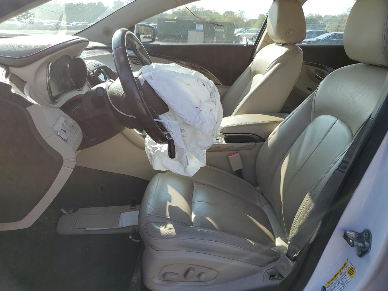 2015 Buick Lacrosse VIN: 1G4GC5G36FF245261 Lot: 81466275