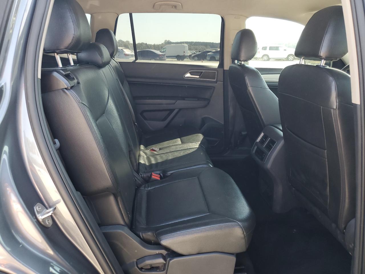 2018 Volkswagen Atlas S VIN: 1V2GR2CA4JC526425 Lot: 81593975